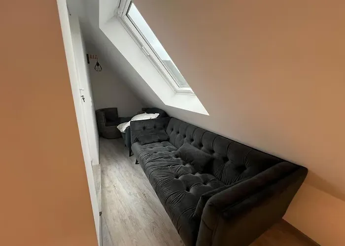 Zentrale Grosse In Fuer Erholsamen Urlaub