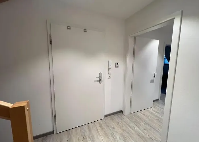 Zentrale Grosse In Fuer Erholsamen Urlaub 프룸